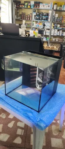 Aquário com sump traseiro 64 litros