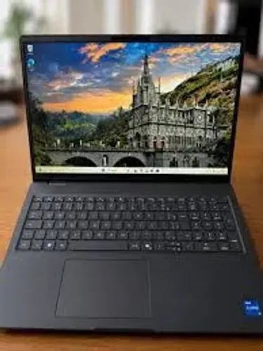 Dell Pro 16 I5 13th 16GB 256Gb SSD