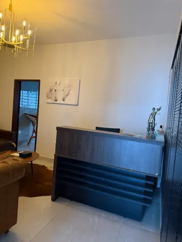 Mesa Recepção Tamburato Elegante Preto/Charuto Artany