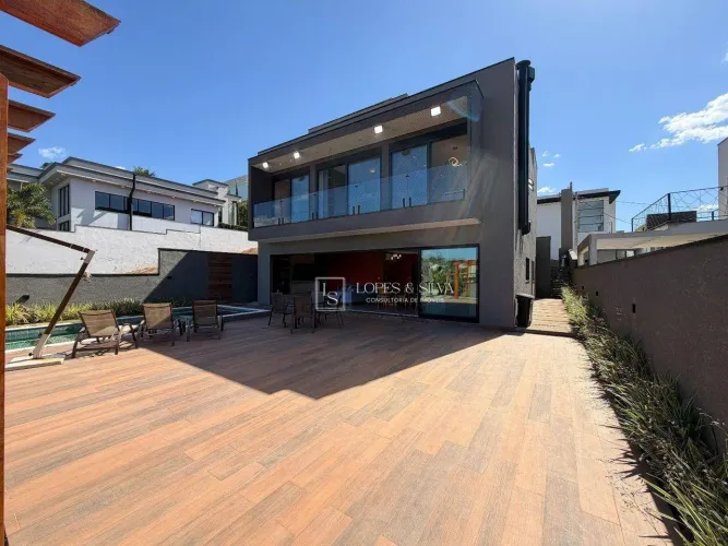 Casa com 4 dormitórios à venda, 333 m² por R$ 3.750.000,00 - Condominio Figueira Garden -
