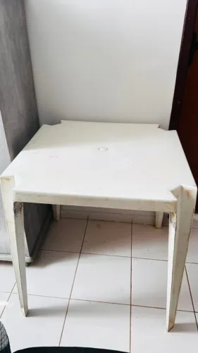 mesa de plástico