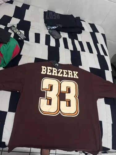 Camisa berzerk GG
