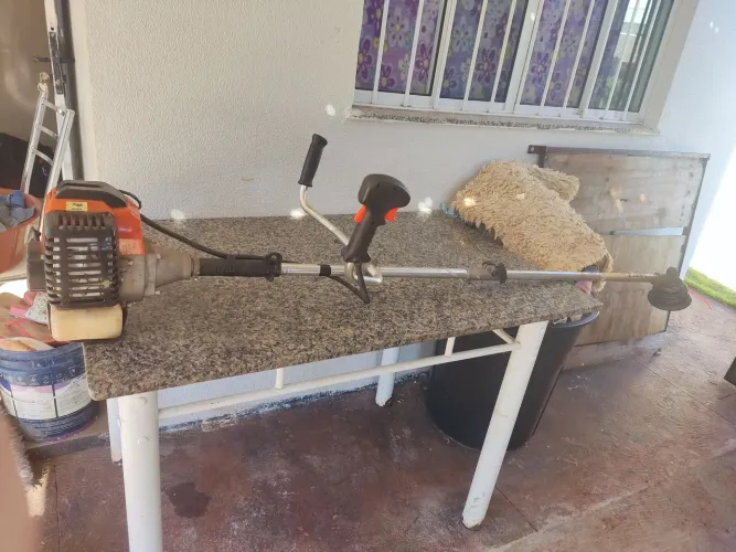Vendo roçadeira Voyage