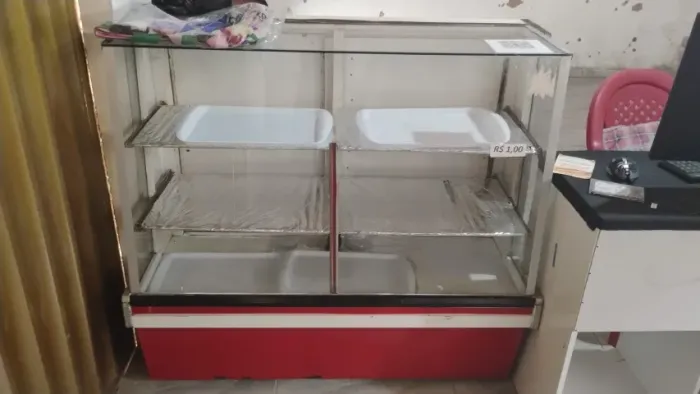 Vendo Balcão 1,3m