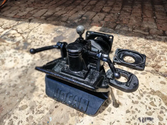Engate automático tipo boca de lobo para caminhão tipojulieta