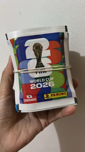 Pacote com 350 figurinhas (50 envelopes)