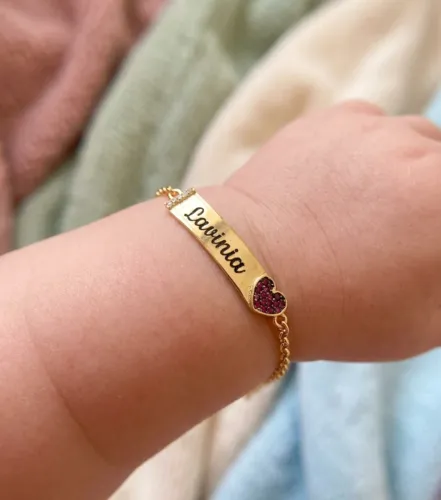 Pulseira Infantil Personalizada Luxo Coração Cravejado