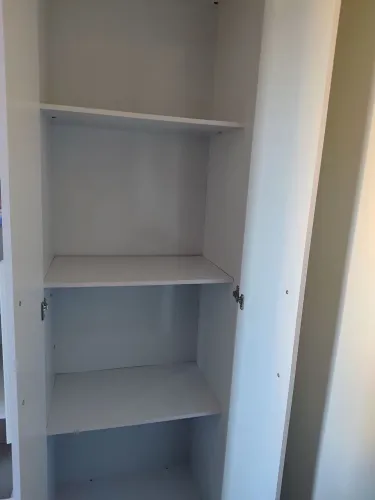 Guarda roupa 4 portas semi novo