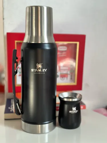 Térmica para água quente ideal para café ou chimarrão 