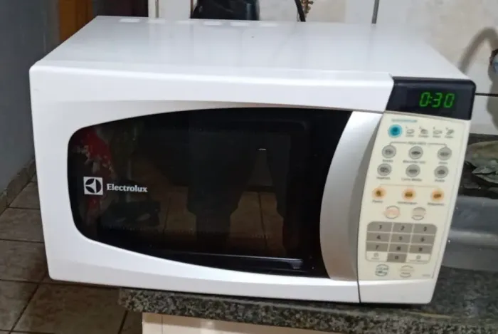Microondas Electrolux 20 litros 