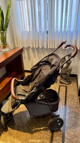 Carrinho de bebê