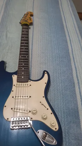 Guitarra Memphis tagima semi nova 