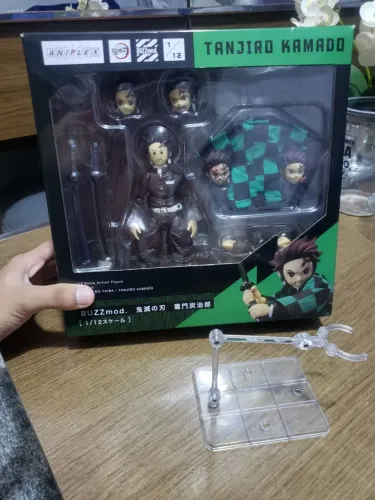 Figure Tanjiro Kamado Buzzmod com extras - Demon slayer/Kimetsu no Yaiba Aniplex