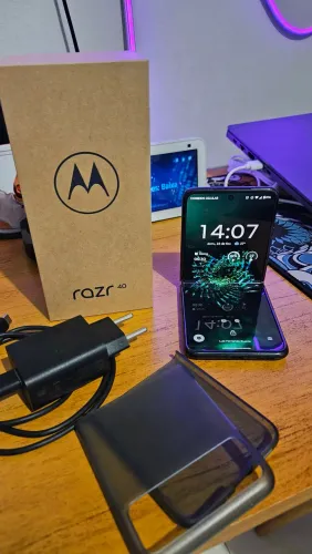 Motorola Razr 40