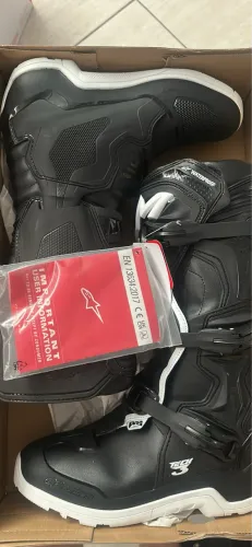 VENDE-SE BOTA ALPINESTARS