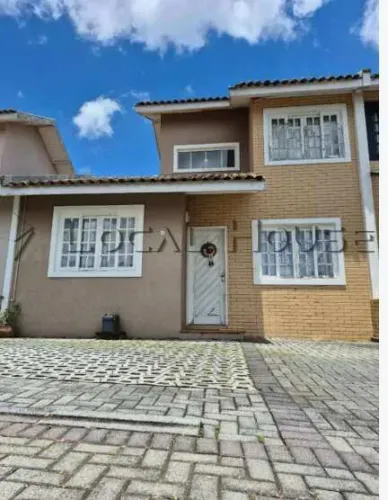 Sobrado à venda em Curitiba, Cachoeira, com 3 quartos, 100m²