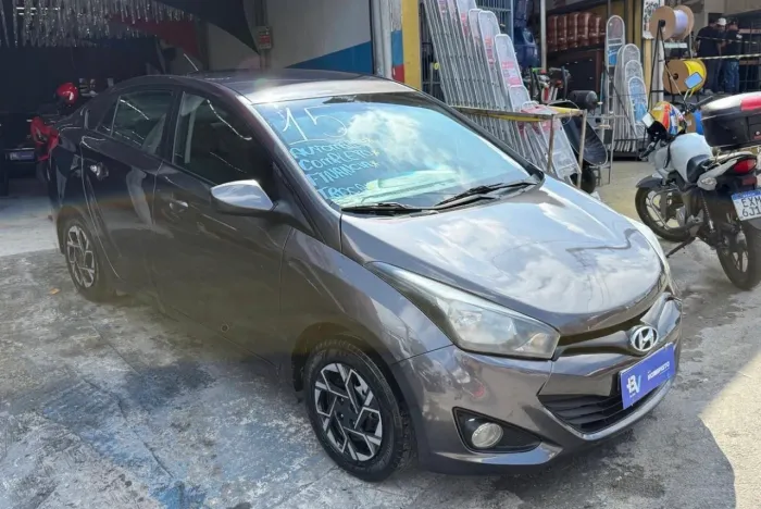 Hyundai HB20S C.style/c.plus1.6 Flex 16V Aut. 4P 2015