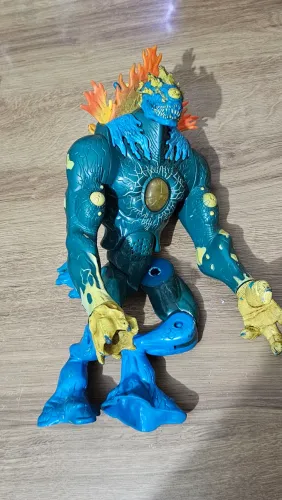 Boneco Elementor Max Steel  antigo 