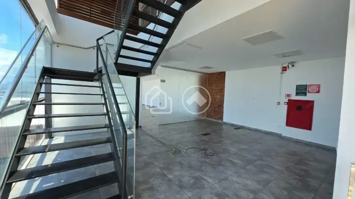 Sala Comercial no Serena Mall para Aluguel