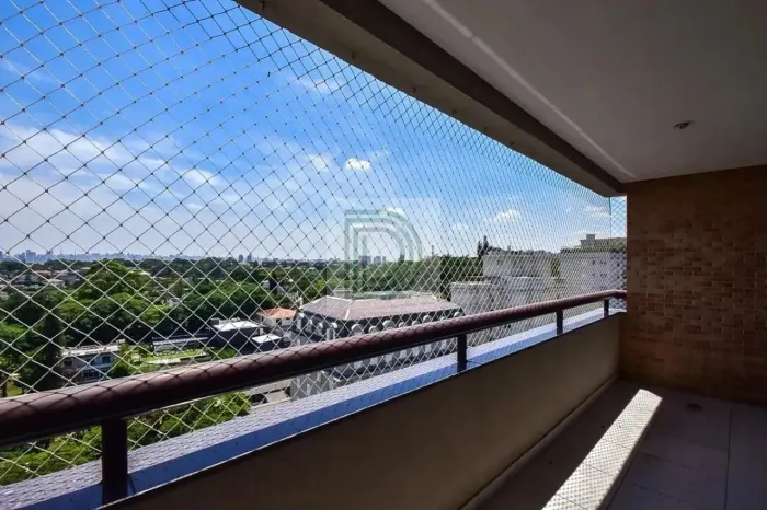 Cobertura Exclusiva no Edifício Tivoli Garden - Morumbi. Com 3 suítes e 6 vagas no melhor 