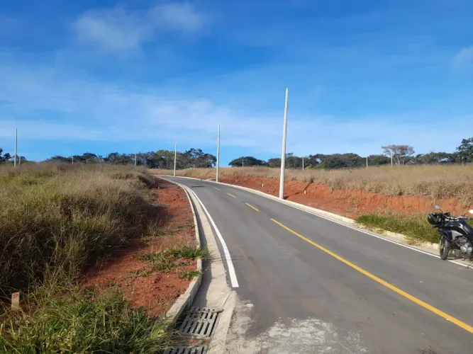 Vende se lote pra repasse de financiamento no Estância Arvoredo em lagoa Santa MG.