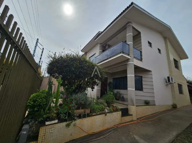 Sobrado 3 quartos à venda no Bairro CENTRO em CASCAVEL por R$ 2.200.000,00