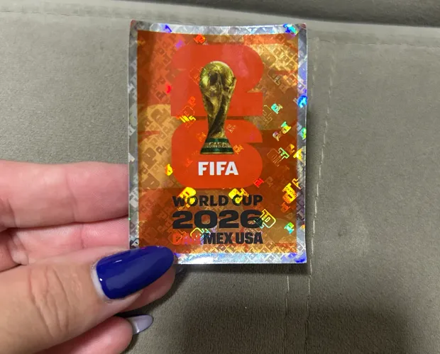 Figurinha Holográfica Especial FIFA World Cup 2026 ?