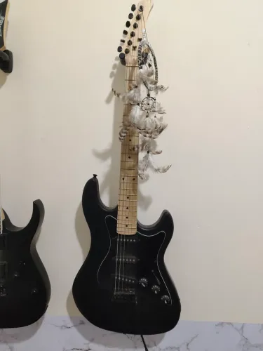 Guitar Strinberg Sts-100
