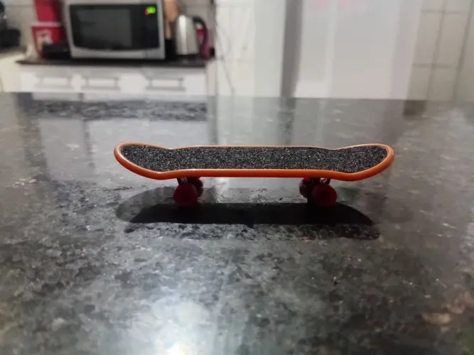 Skate de dedo infantil