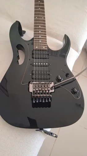guitarra jem jr