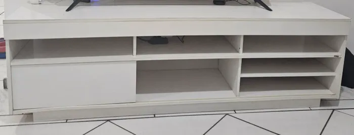 Rack e sofá 