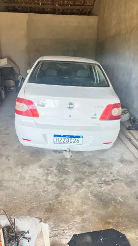 Fiat Siena HLX 1.8 MPI Flex 8V 4P 2006