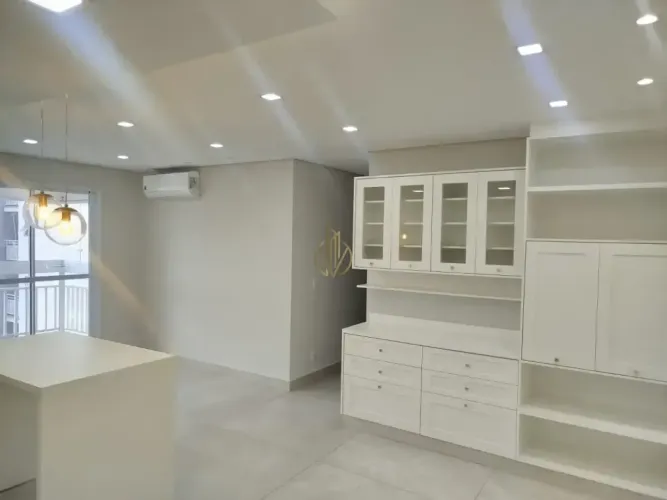 Apartamento com 3 dormitórios para alugar com 75m² no Condomínio Bela Vista