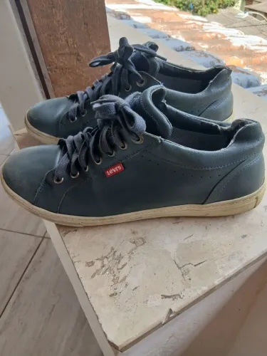 Sapatenis de couro Azul Levi's N40