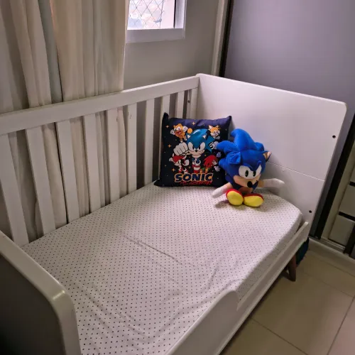 Berço que vira caminha