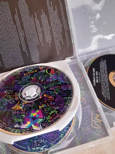 Kit DVD + CD Coldplay Live 2012 + DVD Coldplay Live 2003