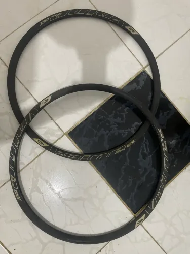 RODAS ARO 700 CALOI