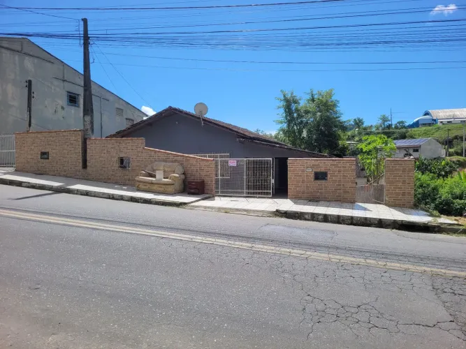Vendo imóvel em São Francisco do Sul, SC.