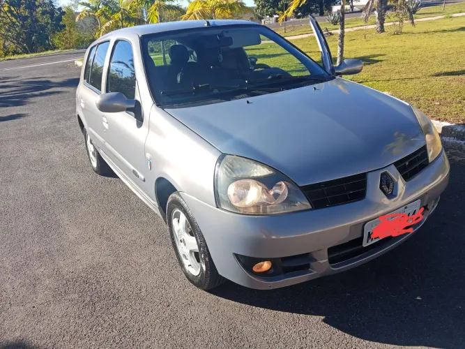 Renault Clio Campus Hi-flex 1.0 16V 5P 2009