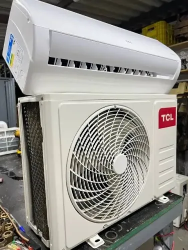 AR CONDICIONADO TCL 24 000