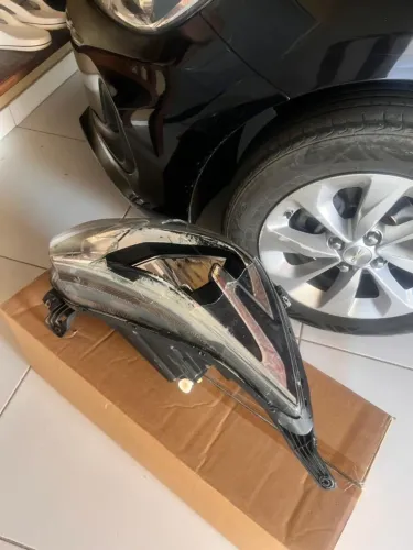 Farol original Onix turbo 2020