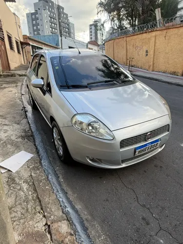 Fiat Punto HLX 1.8 Flex 8V 5P 2008