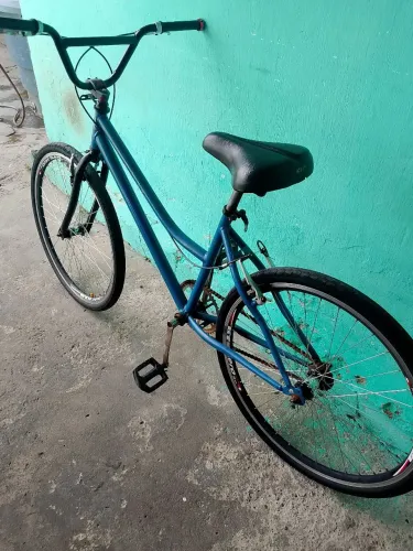 Vendo bicicleta modelo princesinha 