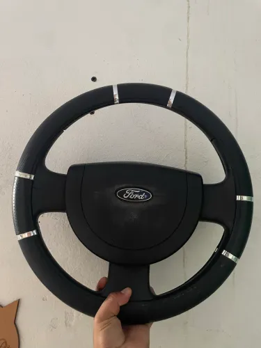 Volante Ford Fiesta 