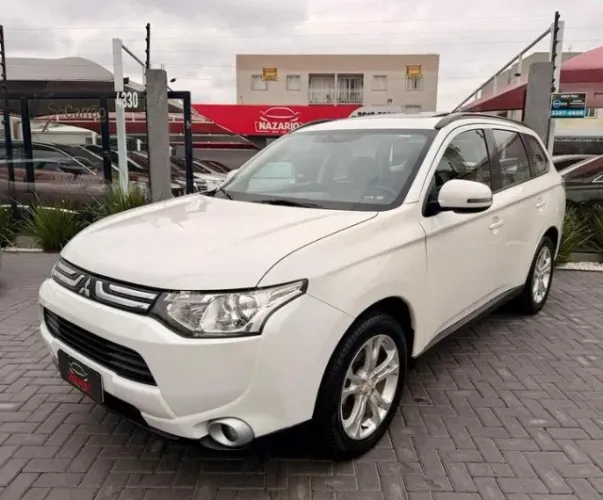 Mitsubishi Outlander 2.0 16V 160cv Aut. 2014