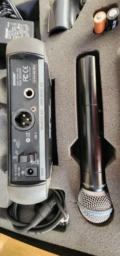 Microfone Sem Fio Shure com Cápsula SM58 - Completo - Excelente Estado