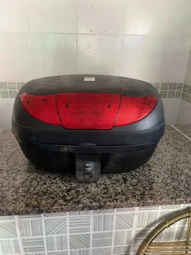 Baú de moto