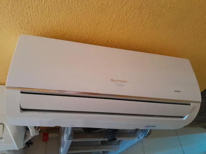 Ar-condicionado springer midea inverte 9mil btuus