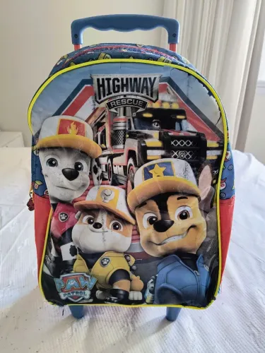 Vendo mochila de rodinha da Patrulha Canina