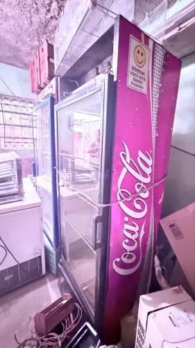 Expositora coca cola